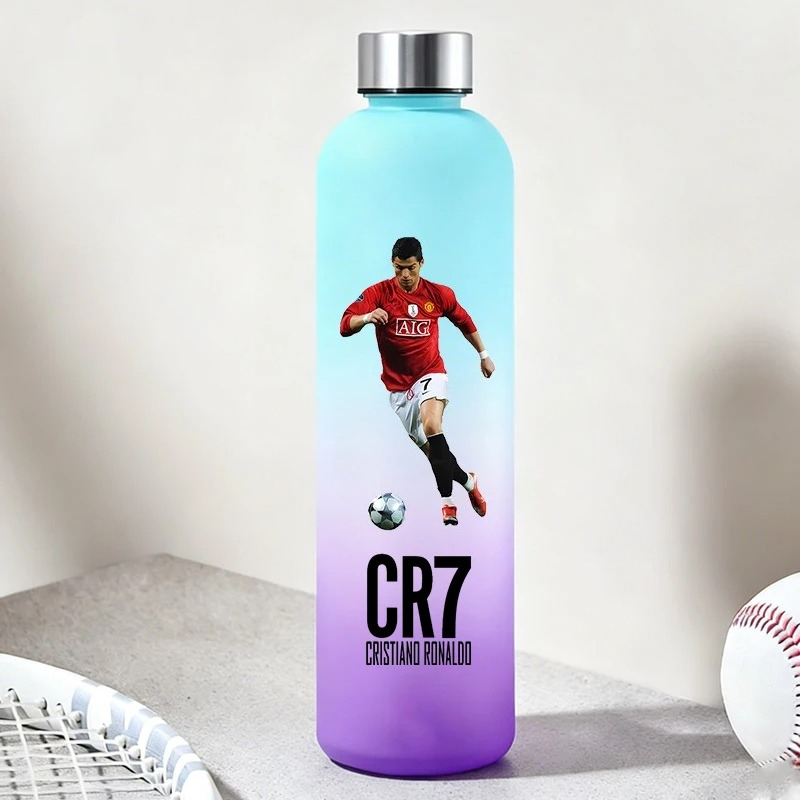 Bottiglie d'acqua CR7 da 900 m - Home Gym Room recensione e prezzo